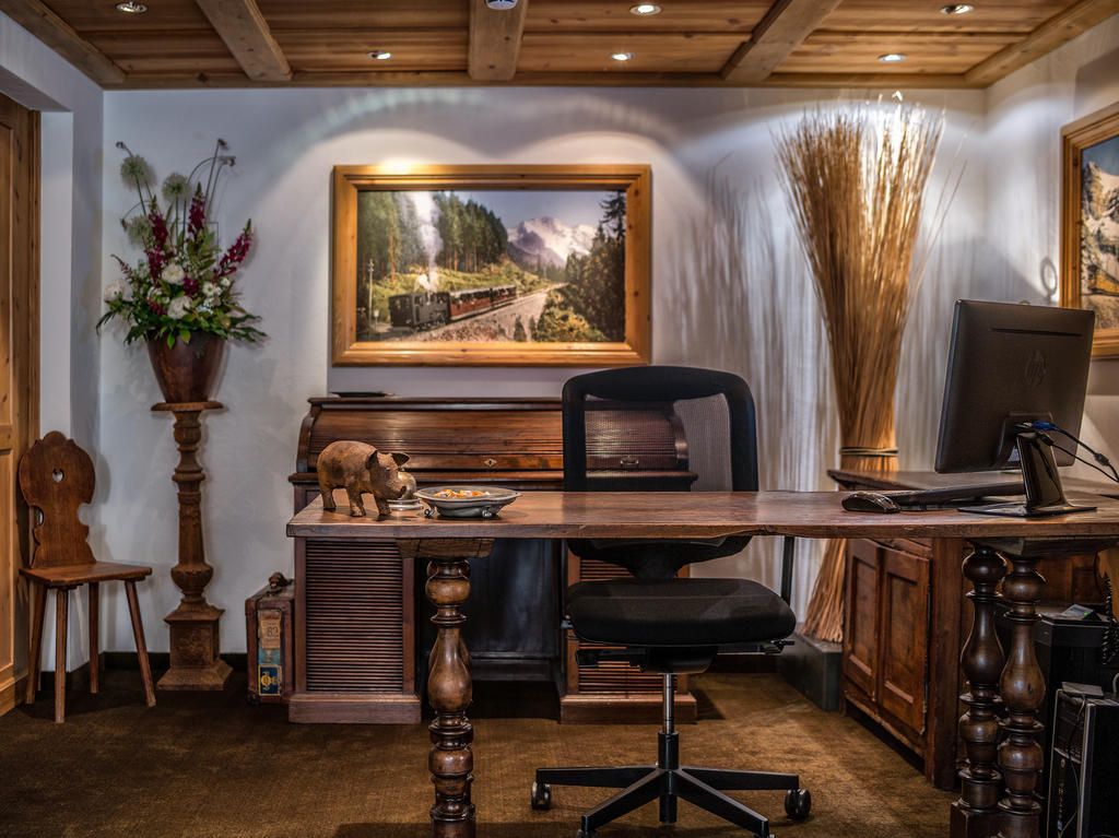 Hotel Schoenegg Wengen Luaran gambar
